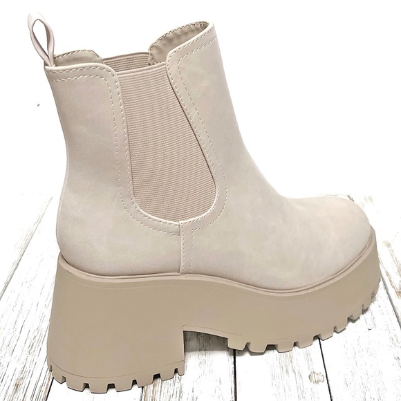 New  Sand Beige Chelsea Lug Platform Ankle Boots Booties - Picture 4 of 5